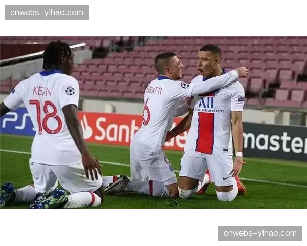 巴黎圣日耳曼4-1兰斯，姆巴佩上演帽子戏法，但后防失误导致丢球