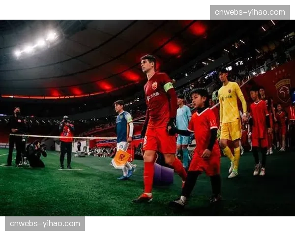 上海海港外援奥斯卡返回上海，参与球队最后阶段合练